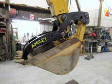 Amulet HoeClamp Mechanical Backhoe Thumb