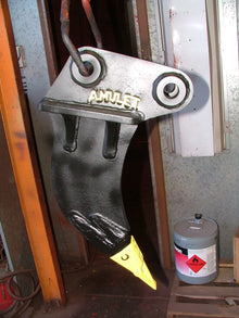 Amulet Single-Point Excavator Ripper