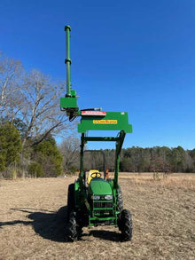Limb Beaver Baby Beaver BB 4TR trimming from a tractor loader
