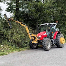 Limb Beaver LB 6EX working from an excavator boom
