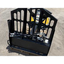 Maxx Attachments XD tree saw, rear view of the quick attach plate, motor hoses and guard