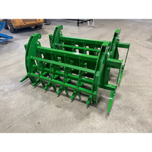 Top Dog Attachments Granite grapple for John Deere loaders, front view of the teeth